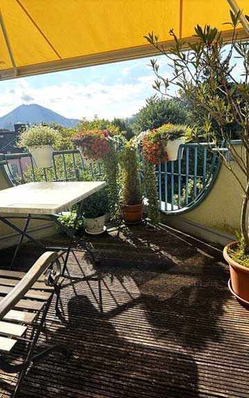 2-Zimmer-Wohnung mit Dachterrasse und traumhafter Aussicht!